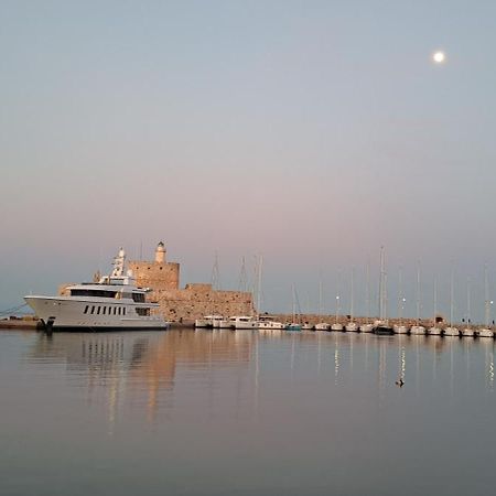 Villa The Retreat In The Heart Of Old Town Rhodes à Rhodes City Extérieur photo